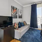French Balcony - 45M² - Szeneviertel
