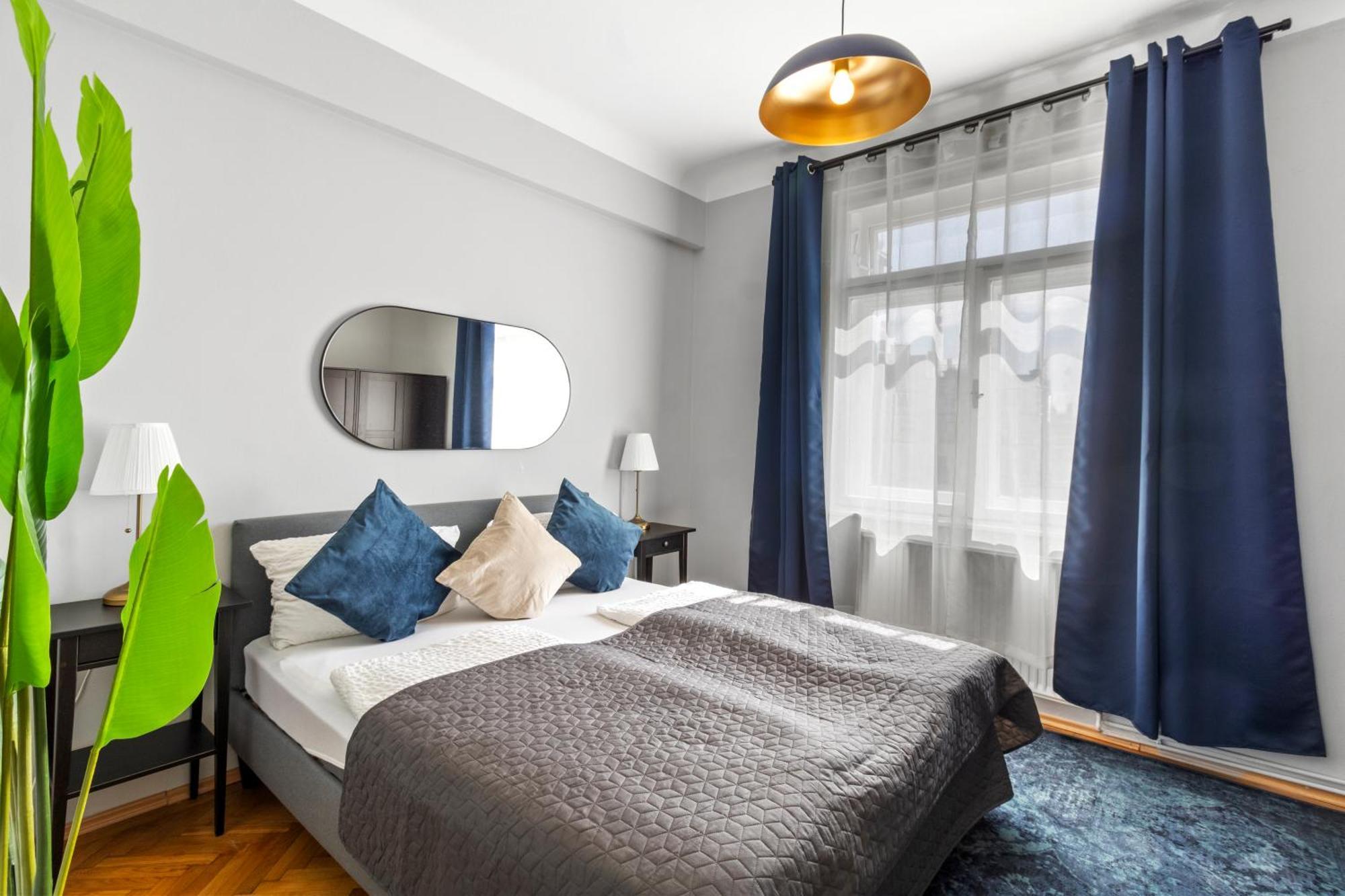 Apartment French Balcony - 45m² - Szeneviertel Vienna