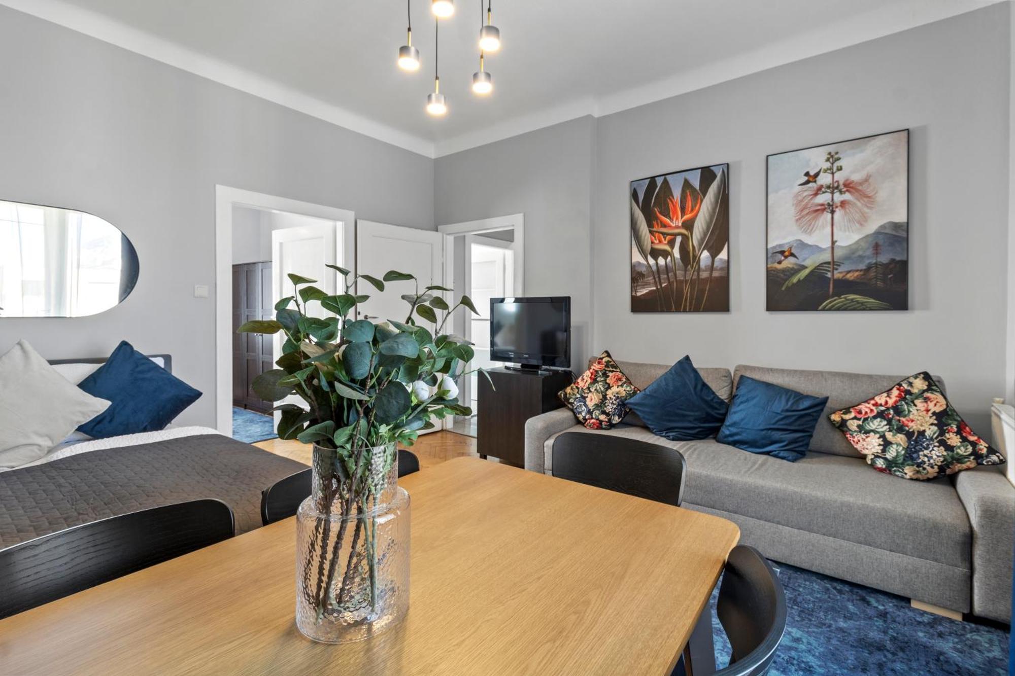 French Balcony - 45m² - Szeneviertel Vienna